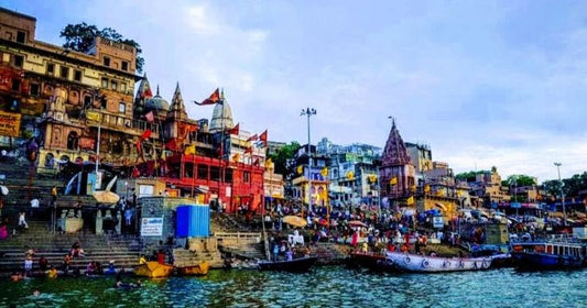A Complete Guide to the 10 Famous Ghats of Varanasi