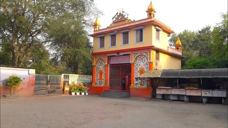 Visiting Sankat Mochan Hanuman Temple, Varanasi: Timings, History & Tip